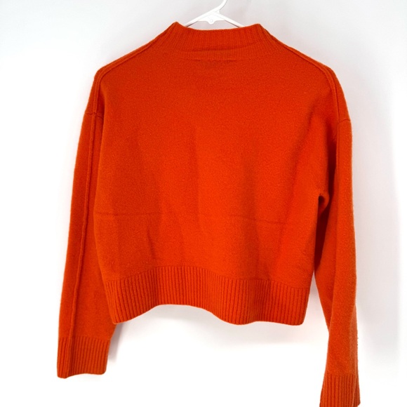 Everlane 100% wool orange cottagecore whimsy Normcore Crewneck Sweater medium - Picture 3 of 7